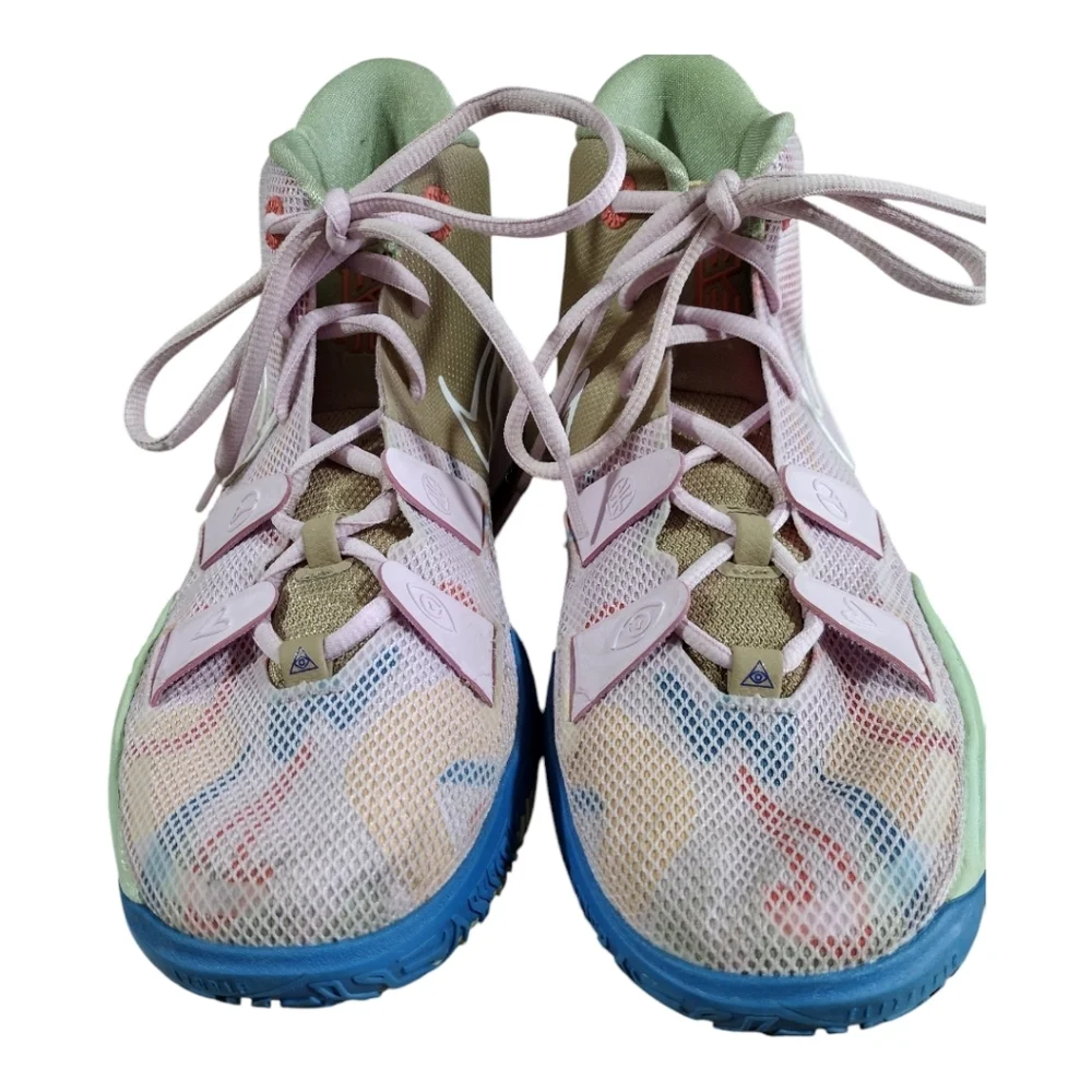 Nike Kyrie 7 1 World 1‎ People Regal Pink Basketball Shoes